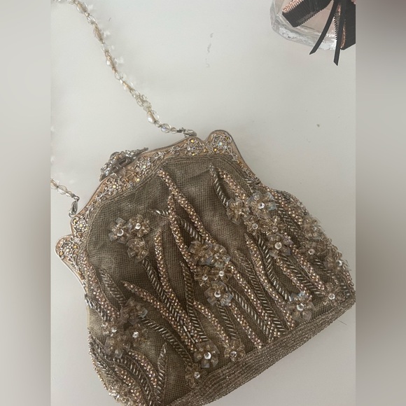 Larisa Barrera Cream Floral Evening Bag - Picture 12 of 13